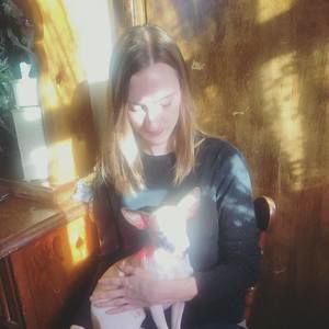 Meet your Posher, Hannah